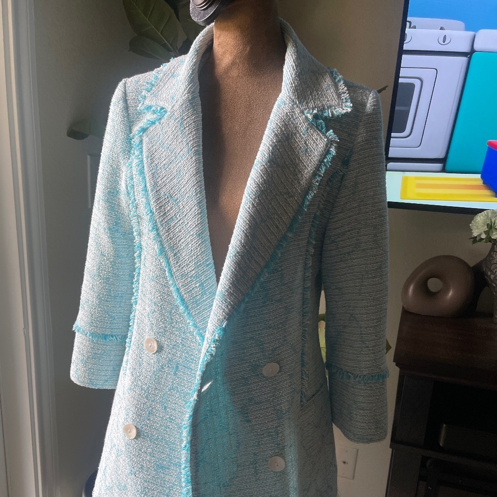 Franck Namani elegant double breasted frayed sky blue and white blazer size 44